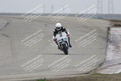 media/Nov-29-2025-TrackDaz (Sat) [[10ae2d9bce]]/B Group/Session 3 (Outside Grapevine)/